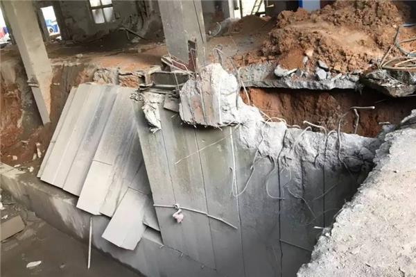 怎样才能把混凝土楼梯拆卸下来?