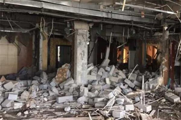 装修拆掉隔断墙，拆除地面的垃圾如何处理？