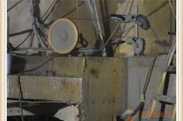 混凝土切割拆除工程使用墙锯还是绳锯？