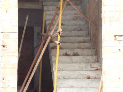 如何拆除混凝土楼梯？有什么好的办法？