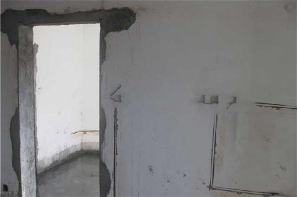怎么在混凝土墙上开门口？