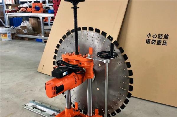 混凝土切割拆除工艺，墙体开门口的方法。