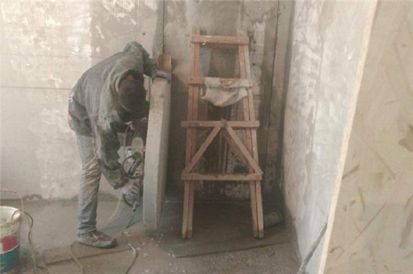 如何用混凝土切割机切割混凝土墙体