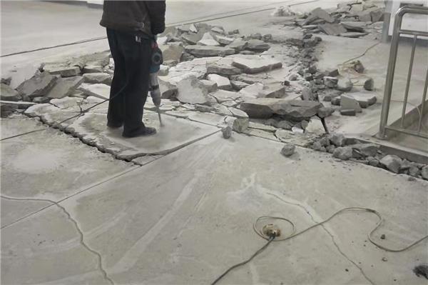 低成本二手房老房屋装修拆除如何做？