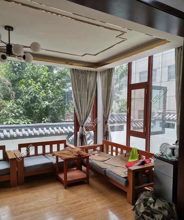 装修拆除改造工程,怎样把普通房子改造成别墅?