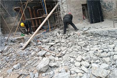 混凝土墙体拆除技巧与成本解析：每平米价格全面揭秘