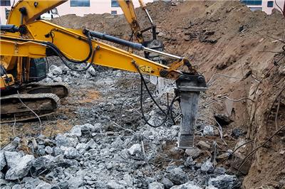 混凝土拆除的主要方式与技术实施要点