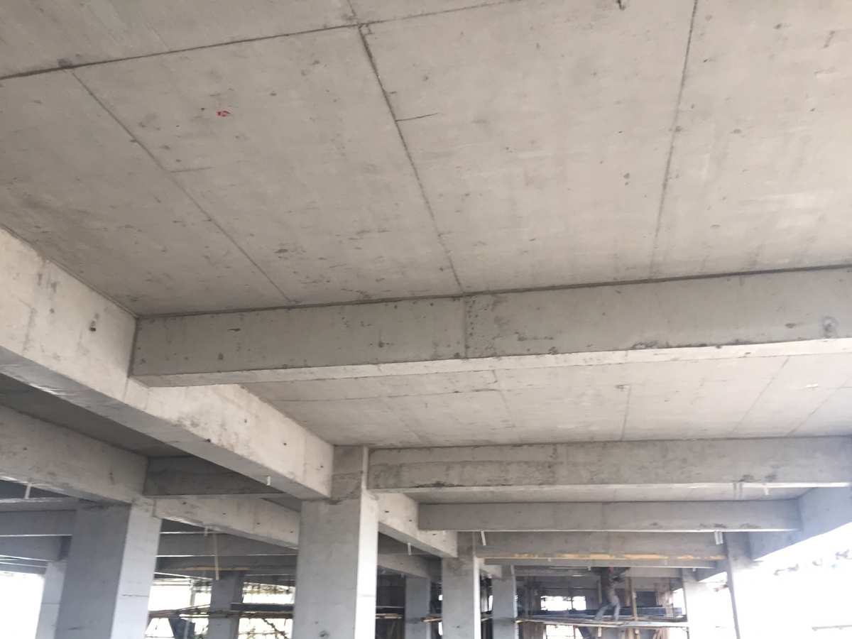 结构顶板拆除方案